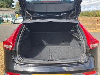 Volvo V40 Cross Country D4 SE