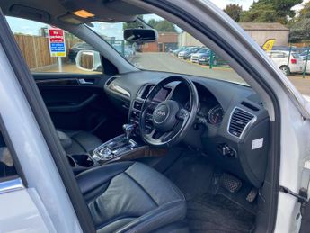 Audi Q5 2.0 TFSI SE SUV 5dr Petrol Tiptronic quattro Euro 6 (s/s) (225 p