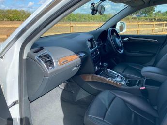 Audi Q5 2.0 TFSI SE SUV 5dr Petrol Tiptronic quattro Euro 6 (s/s) (225 p
