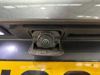 Mercedes-Benz GLC 2.0 GLC300e 13.5kWh AMG Line (Premium) G-Tronic+ 4MATIC Euro 6 (