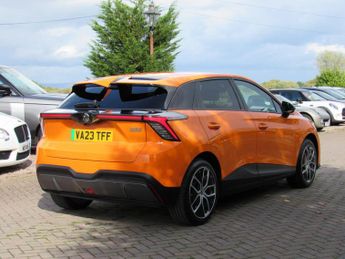 MG MG4 64kWh Trophy Long Range Auto 5dr