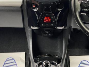 Toyota AYGO 1.0 VVT-i x-press x-shift Euro 6 5dr