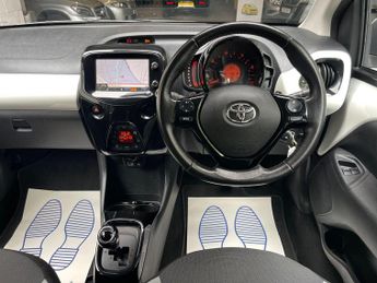 Toyota AYGO 1.0 VVT-i x-press x-shift Euro 6 5dr