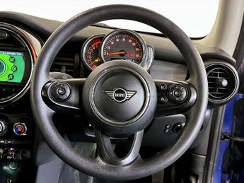 MINI Hatch 1.5 Cooper Classic Euro 6 (s/s) 3dr