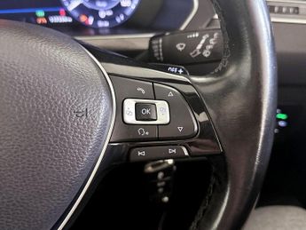 Volkswagen Tiguan 2.0 TDI BlueMotion Tech SEL DSG 4Motion Euro 6 (s/s) 5dr