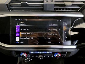 Audi Q3 1.4 TFSIe 45 Technik S Tronic Euro 6 (s/s) 5dr 13kWh