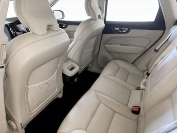 Volvo XC60 2.0 T5 Momentum Auto AWD Euro 6 (s/s) 5dr