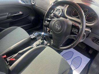 Vauxhall Corsa 1.4i 16v SE 5dr (a/c)
