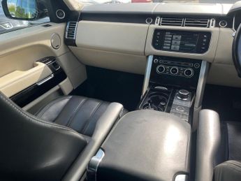 Land Rover Range Rover 4.4 SD V8 Autobiography Auto 4WD Euro 5 5dr