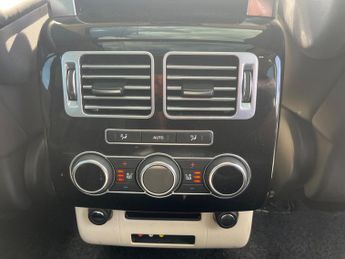 Land Rover Range Rover 4.4 SD V8 Autobiography Auto 4WD Euro 5 5dr