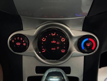 Ford Fiesta 1.4 Zetec 5dr