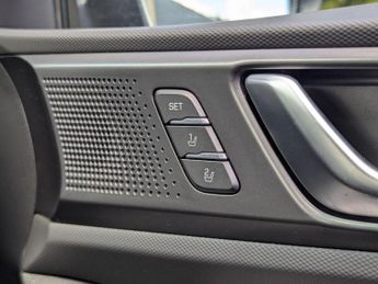 Hyundai IONIQ 38.3kWh Premium SE Auto 5dr