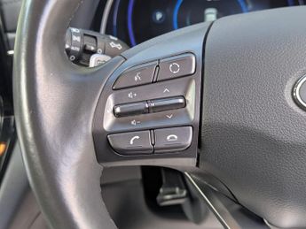 Hyundai IONIQ 38.3kWh Premium SE Auto 5dr