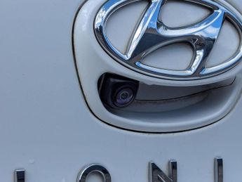 Hyundai IONIQ 38.3kWh Premium SE Auto 5dr