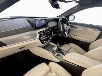 BMW 5 Series 3.0 530d M Sport Auto xDrive Euro 6 (s/s) 4dr