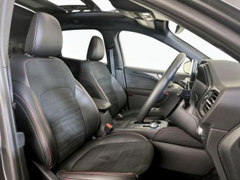 Ford Kuga 2.5 Duratec 14.4kWh ST-Line X Edition CVT Euro 6 (s/s) 5dr