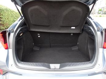 Toyota C-HR 1.8 VVT-h Dynamic CVT Euro 6 (s/s) 5dr