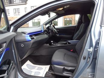 Toyota C-HR 1.8 VVT-h Dynamic CVT Euro 6 (s/s) 5dr