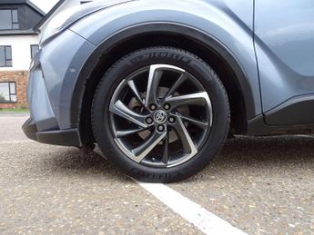 Toyota C-HR 1.8 VVT-h Dynamic CVT Euro 6 (s/s) 5dr