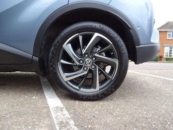 Toyota C-HR 1.8 VVT-h Dynamic CVT Euro 6 (s/s) 5dr