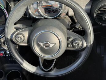 MINI Convertible 1.5 Cooper Convertible 2dr Petrol Auto Euro 6 (s/s) (136 ps)