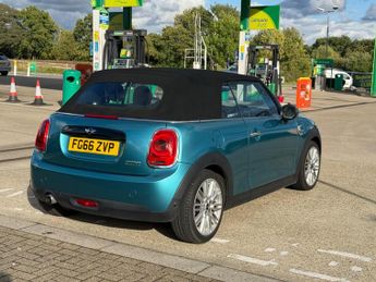 MINI Convertible 1.5 Cooper Convertible 2dr Petrol Auto Euro 6 (s/s) (136 ps)