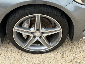 Mercedes-Benz C Class 2.1 C220d AMG Line Cabriolet 2dr Diesel G-Tronic+ Euro 6 (s/s) (