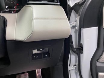 Land Rover Range Rover Velar 2.0 D180 R-Dynamic HSE Auto 4WD Euro 6 (s/s) 5dr