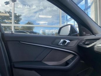 BMW 1 Series 1.5 118i M Sport (LCP) DCT Euro 6 (s/s) 5dr