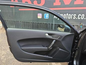 Audi A1 1.4 TFSI CoD S line S Tronic Euro 6 (s/s) 3dr