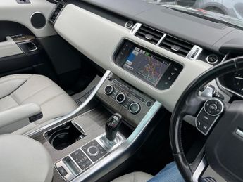 Land Rover Range Rover Sport 3.0 SD V6 HSE Auto 4WD Euro 6 (s/s) 5dr