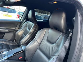 Volvo XC60 2.4 D5 R-Design Lux Nav Auto AWD Euro 6 (s/s) 5dr