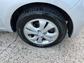 Hyundai i10 1.2 Active Auto Euro 5 5dr