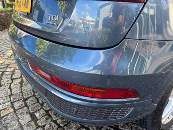 Audi Q3 2.0 TDI S line S Tronic quattro Euro 6 (s/s) 5dr (Nav)
