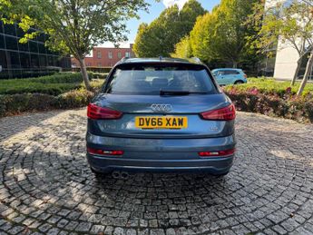 Audi Q3 2.0 TDI S line S Tronic quattro Euro 6 (s/s) 5dr (Nav)