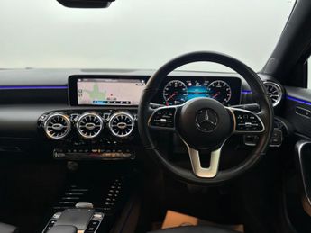Mercedes-Benz A Class 1.3 A200 Sport (Premium) 7G-DCT Euro 6 (s/s) 5dr