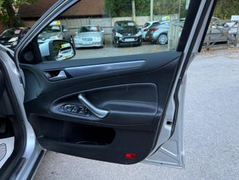 Ford Mondeo 2.0 TDCi Titanium X Business Edition Powershift Euro 5 5dr