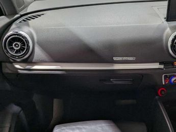 AUDI A3 2.0 S3 Sportback Quattro Semi-Auto 4WD 5dr