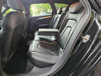 Audi A4 Avant 2.0 TDI S line Multitronic Euro 5 (s/s) 5dr