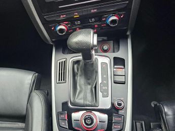 Audi A4 Avant 2.0 TDI S line Multitronic Euro 5 (s/s) 5dr