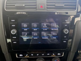 Volkswagen Golf 2.0 TDI GTD BlueLine Euro 6 (s/s) 5dr