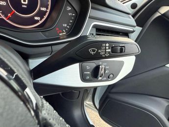 Audi A4 2.0 TFSI S line Saloon 4dr Petrol S Tronic Euro 6 (s/s) (190 ps)