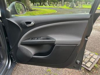 SEAT Altea 1.6 TDI CR SE DSG Euro 5 5dr