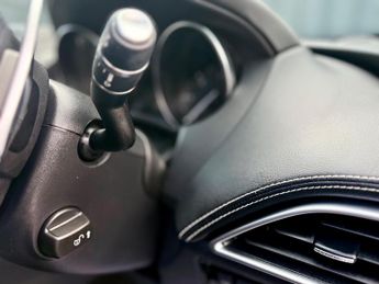 Jaguar F-PACE 2.0 D180 R-Sport Auto Euro 6 (s/s) 5dr