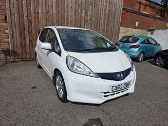 Honda Jazz 1.4 i-VTEC ES Plus CVT Euro 5 5dr