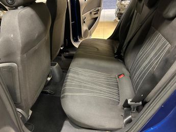 Vauxhall Corsa 1.2i 16v Club 5dr