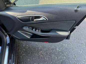 Mercedes-Benz A Class 1.5 A180 CDI AMG Sport Hatchback 5dr Diesel 7G-DCT Euro 6 (s/s) 