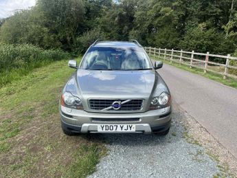 Volvo XC90 2.4 D5 SE Geartronic AWD 5dr