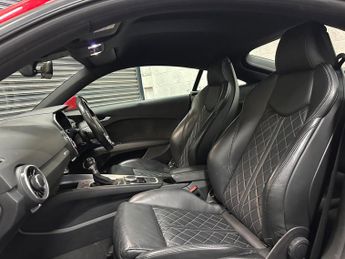 Audi TT 2.0 TFSI S line S Tronic Euro 6 (s/s) 3dr
