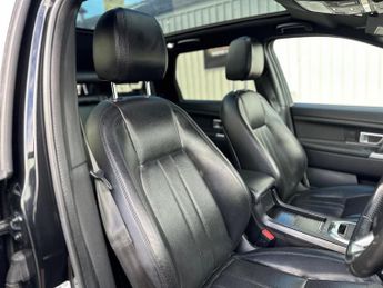 Land Rover Discovery Sport 2.0 TD4 HSE Black Auto 4WD Euro 6 (s/s) 5dr